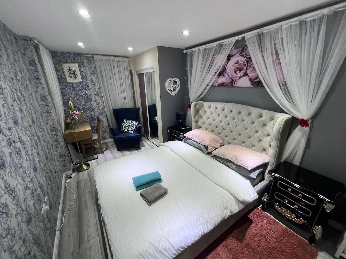 Rooms Near Canary Wharf ロンドン 0*,